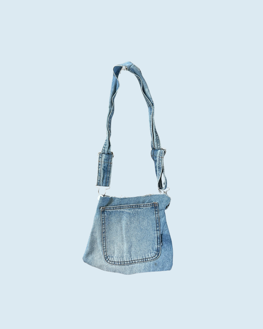 Buckle up baby bag